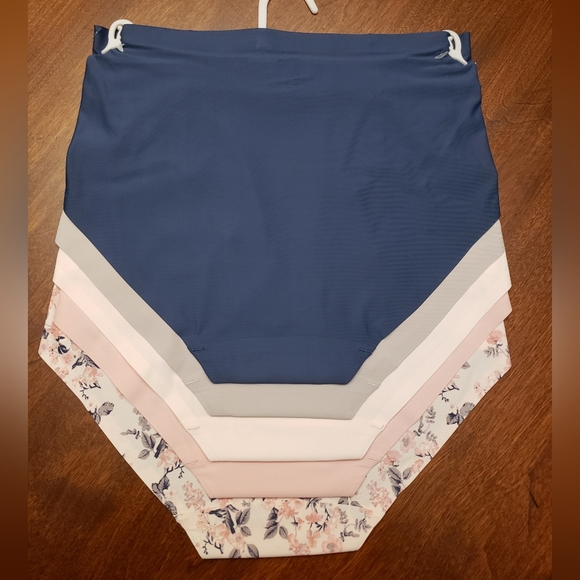 Laura Ashley NWT 5 pack no show super soft panties M L polyester spandex… - Picture 2 of 7